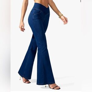Stylish Indigo Flare Jeans for Women